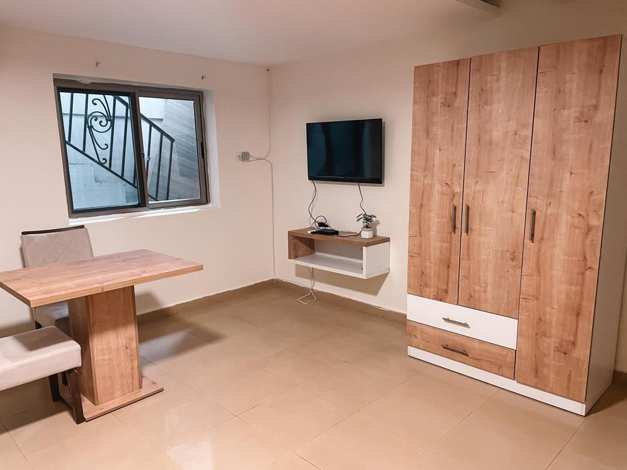 Sky Suites East Legon Accra Esterno foto